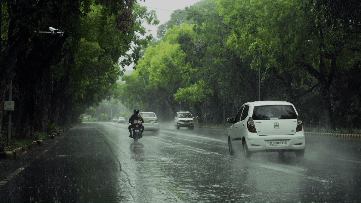 Scenic highway road — Jannat Travels cab service across North India